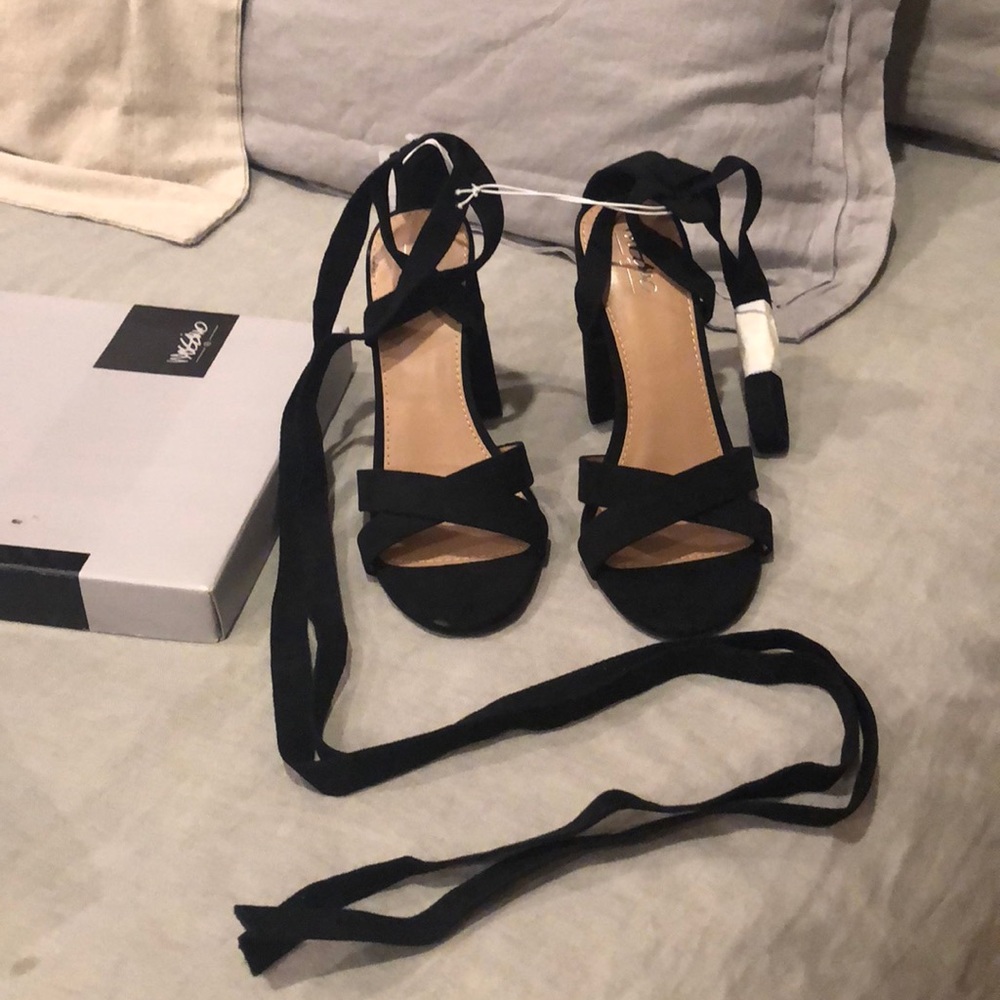 Mossimo stewpot suede heels